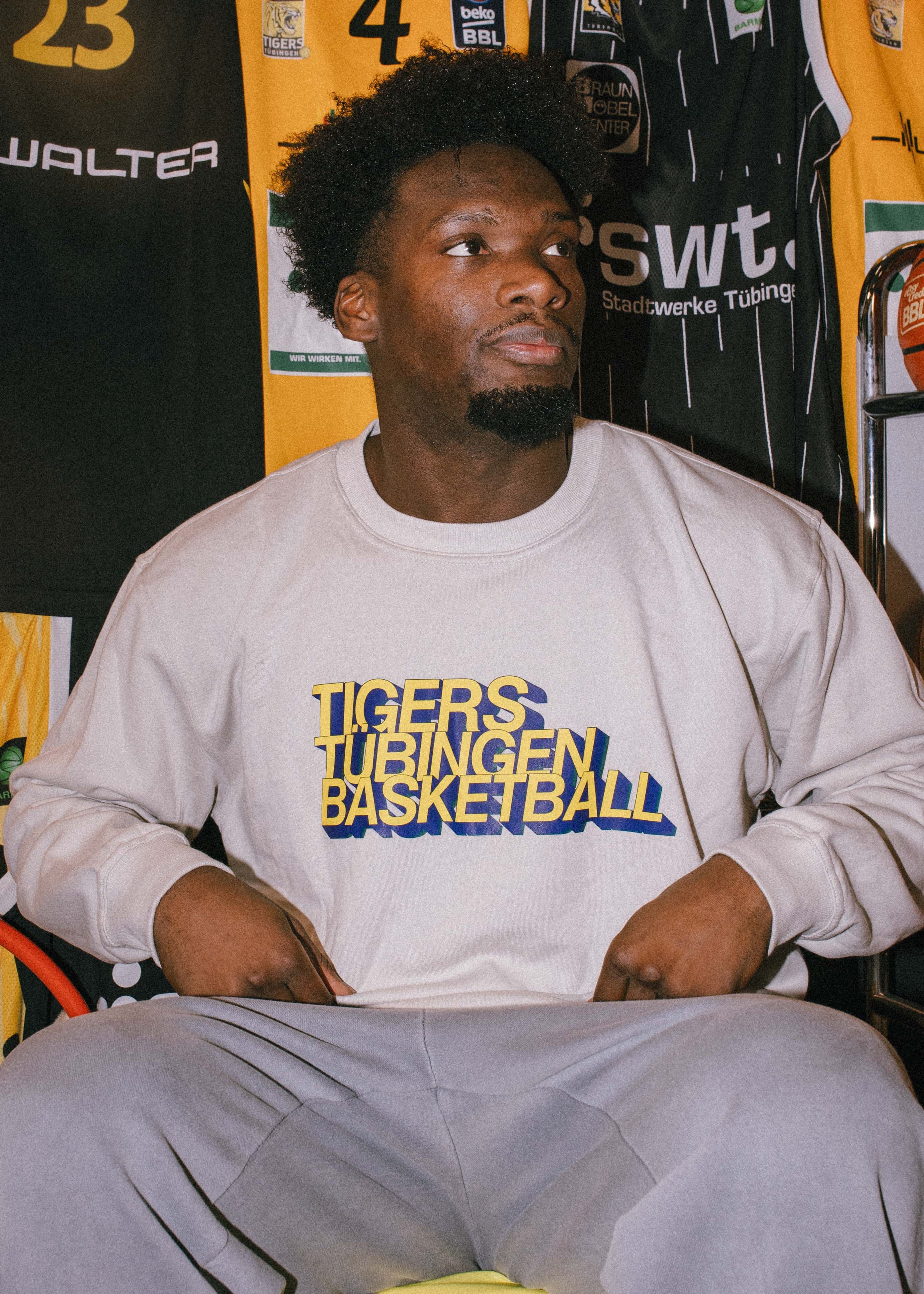 Crewneck-Sweater Tigers Basketball Beige