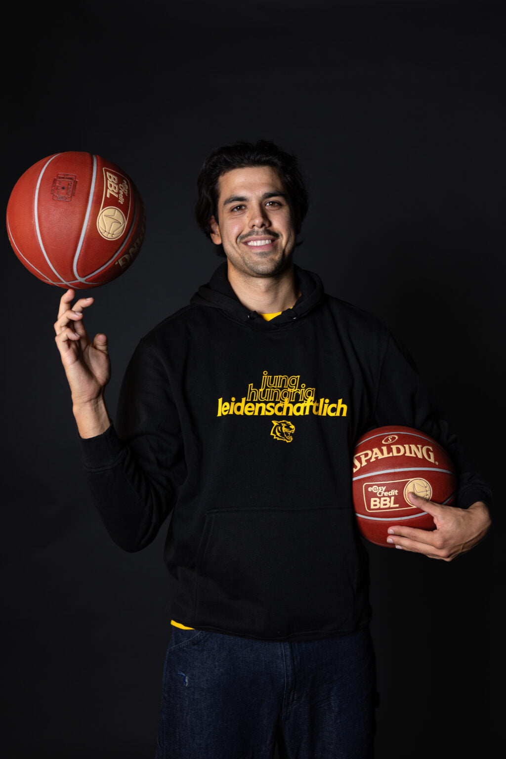 Hoodie Jung, hungrig, leidenschaftlich schwarz