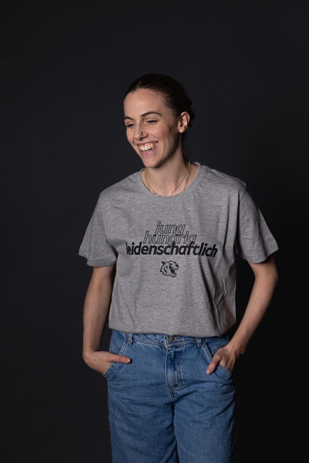 Shirt Jung, hungrig, leidenschaftlich grau